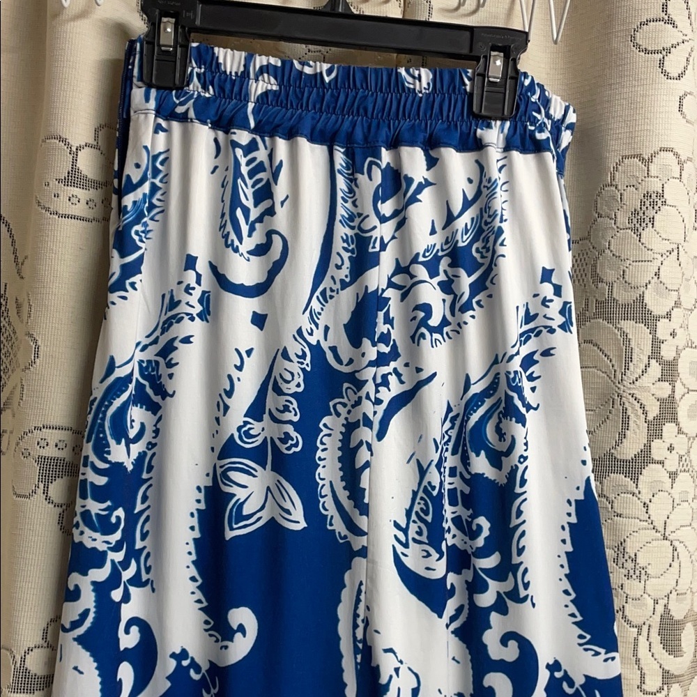 R & B Collection Elegant Blue and White Maxi Skirt - Picture 7 of 8